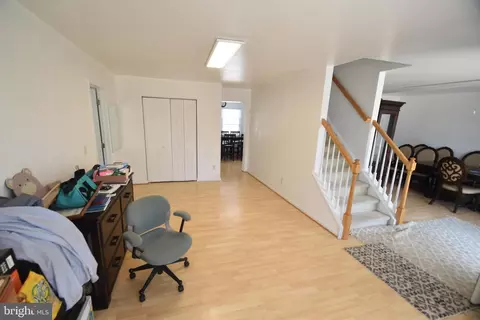 Entry Way - 111 Stirrip Dr, Elkton, MD 21921 photo 1 of 10
