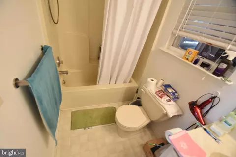 Bath - 111 Stirrip Dr, Elkton, MD 21921 photo 1 of 2