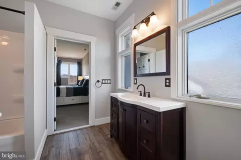 Bath - 73 Scott Rd, Warwick, MD 21912 photo 6 of 6