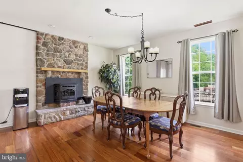 Dining - 800 Rustic Ct, Perryville, MD 21903 photo 2 of 4