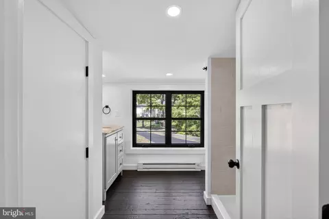 Entry Way - 70 Park Ln, Earleville, MD 21919 photo 11 of 11
