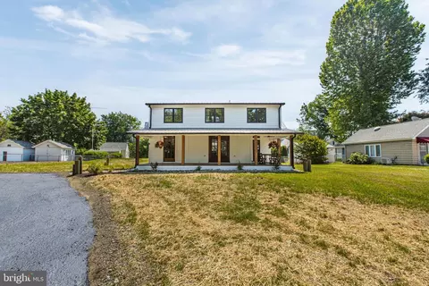 Exterior - 70 Park Ln, Earleville, MD 21919 photo 2 of 15