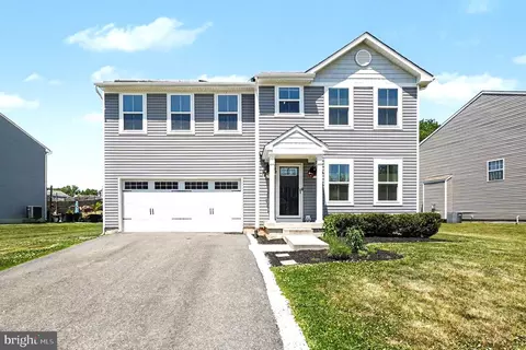 17 Viburnum Ave, Elkton, MD 21921