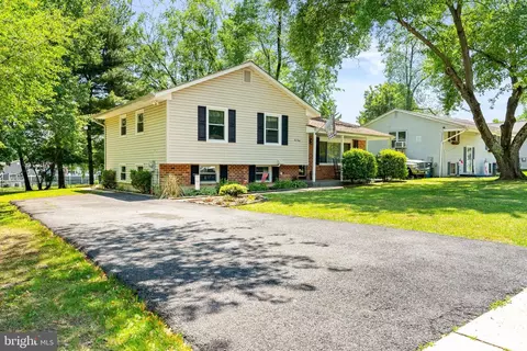 240 Courtney Dr, Elkton, MD 21921