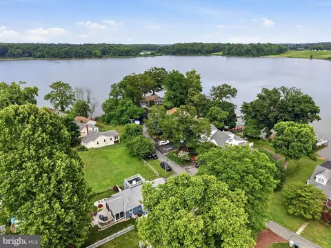 View/Area - 63 Hacks Point Rd, Earleville, MD 21919 photo 3 of 6