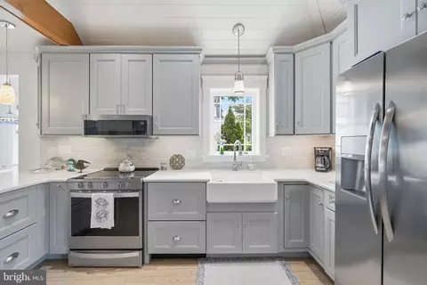 Kitchen - 63 Hacks Point Rd, Earleville, MD 21919 photo 3 of 3