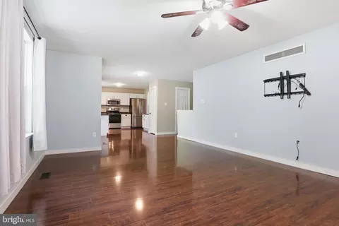 Living - 24 Topeka Ct, Conowingo, MD 21918 photo 1 of 3