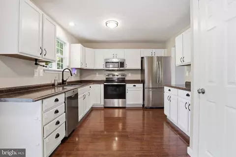 Kitchen - 24 Topeka Ct, Conowingo, MD 21918 photo 1 of 2