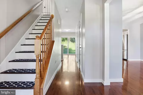 Entry Way - 24 Topeka Ct, Conowingo, MD 21918 photo 1 of 7