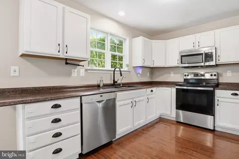 Kitchen - 24 Topeka Ct, Conowingo, MD 21918 photo 2 of 2