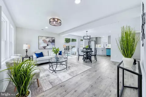 Living - 41 Beachview Ave, Earleville, MD 21919 photo 1 of 2