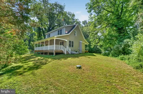 Exterior - 302 Cecil Ave, Earleville, MD 21919 photo 4 of 8
