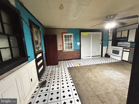 Entry Way - 225 Johnson Rd, Conowingo, MD 21918 photo 2 of 6