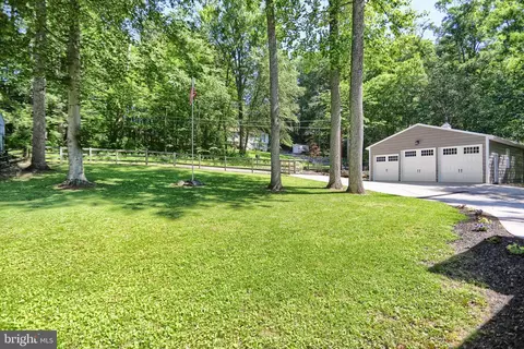 Exterior - 32 Codjus Dr, Rising Sun, MD 21911 photo 5 of 10
