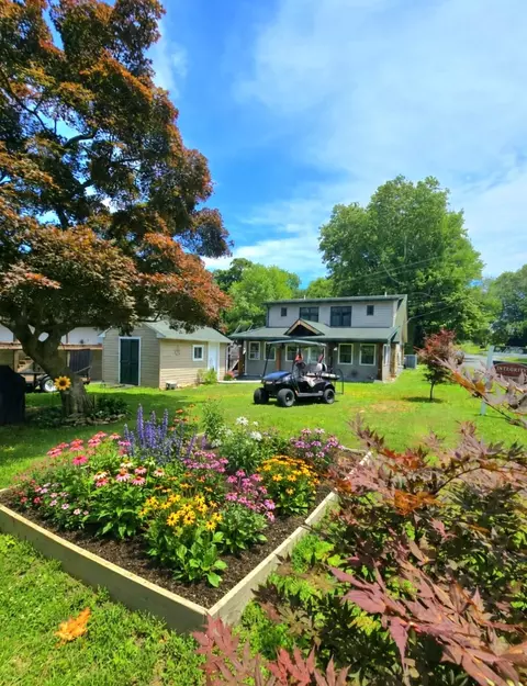 144 S Park Dr, Earleville, MD 21919