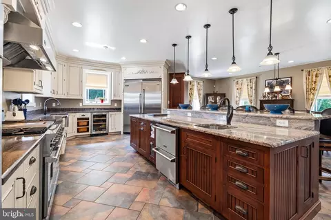 Kitchen - 36 Appleton Rd, Elkton, MD 21921 photo 4 of 6