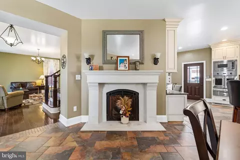 Entry Way - 36 Appleton Rd, Elkton, MD 21921 photo 3 of 12