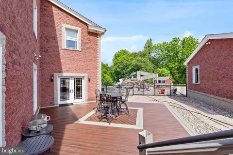 Exterior - 36 Appleton Rd, Elkton, MD 21921 photo 3 of 17
