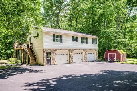 146 Razor Strap Rd, North East, MD 21901