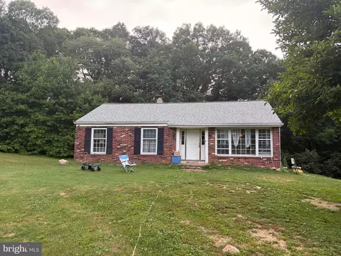 75 Egg Hill Ln, Elkton, MD 21921