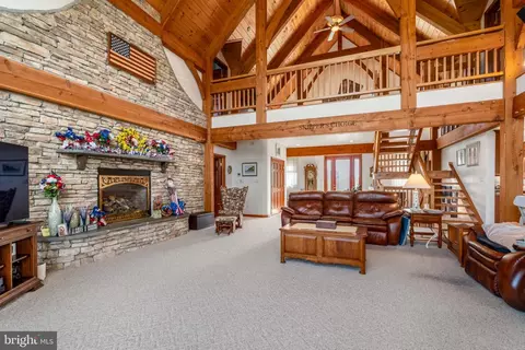 Living - 152 Wickwire Dr, Earleville, MD 21919 photo 2 of 2