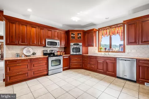 Kitchen - 152 Wickwire Dr, Earleville, MD 21919 photo 3 of 3