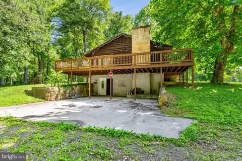 99 E Lewis Shore Rd, Elkton, MD 21921