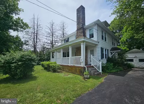 405 Park Cir, Elkton, MD 21921