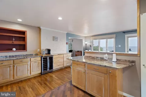 Kitchen - 155 Edgewater Dr, Earleville, MD 21919 photo 1 of 2