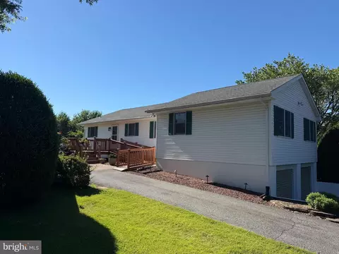 224 Tockwogh Dr, Earleville, MD 21919