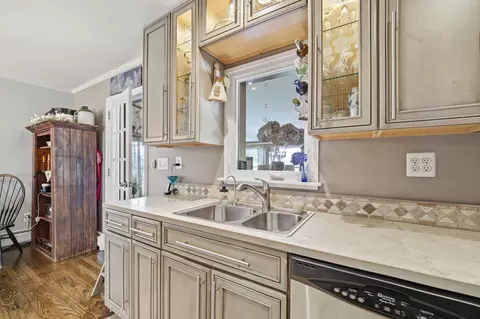 Kitchen - 55 Midway Dr, Earleville, MD 21919 photo 1 of 2