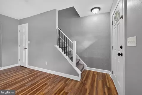 Entry Way - 42 Willow Ct, Elkton, MD 21921 photo 3 of 7