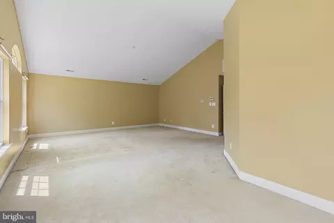 Living - 6 Powell Pl, Elkton, MD 21921 photo 12 of 12