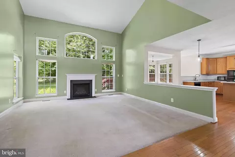 Living - 6 Powell Pl, Elkton, MD 21921 photo 1 of 12