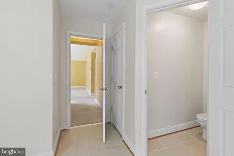 Entry Way - 6 Powell Pl, Elkton, MD 21921 photo 7 of 9