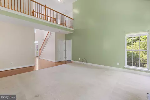 Living - 6 Powell Pl, Elkton, MD 21921 photo 3 of 12