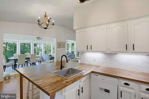Kitchen - 16 Kent Ave, Earleville, MD 21919 photo 4 of 5