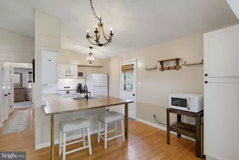 Kitchen - 16 Kent Ave, Earleville, MD 21919 photo 1 of 5