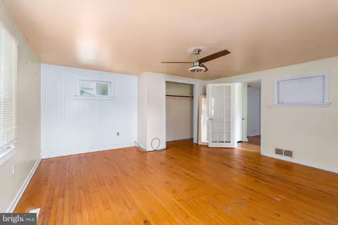 Living - 1443 Appleton Rd, Elkton, MD 21921 photo 4 of 4