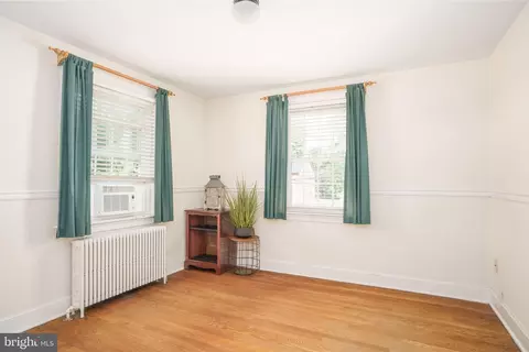 Bedroom - 515 North St, Elkton, MD 21921 photo 3 of 3