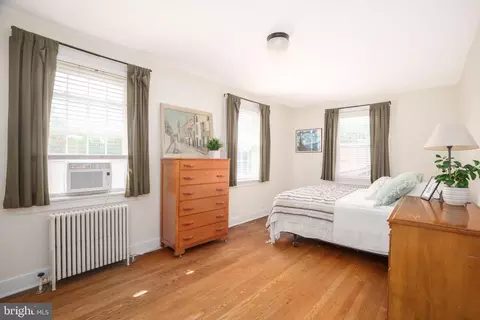 Bedroom - 515 North St, Elkton, MD 21921 photo 1 of 3