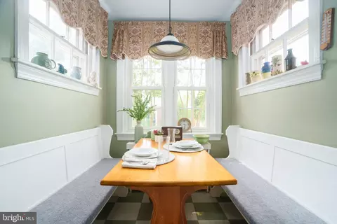 Dining - 515 North St, Elkton, MD 21921 photo 1 of 3