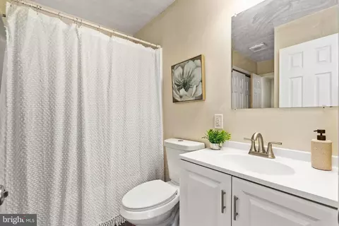 Bath - 169 E Village Rd, Elkton, MD 21921 photo 1 of 2