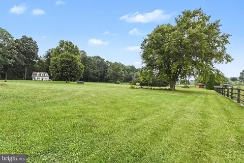 Exterior - 26 Jumpgate Loop, Elkton, MD 21921 photo 7 of 10