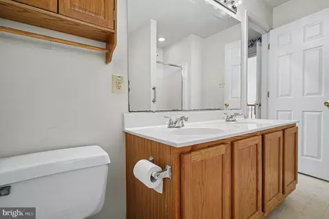 Bath - 146 Nicholas Dr, Elkton, MD 21921 photo 2 of 2