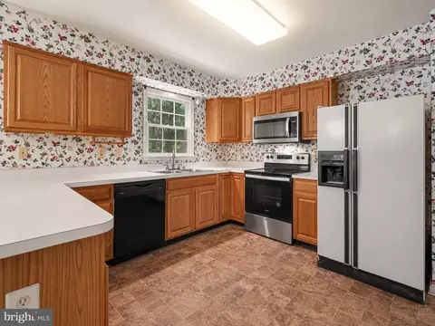 Kitchen - 146 Nicholas Dr, Elkton, MD 21921 photo 3 of 5