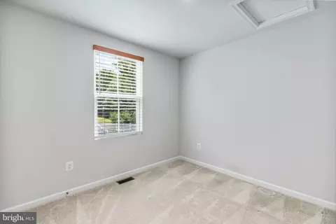 Bedroom - 142 Goldspire Dr, Elkton, MD 21921 photo 4 of 4