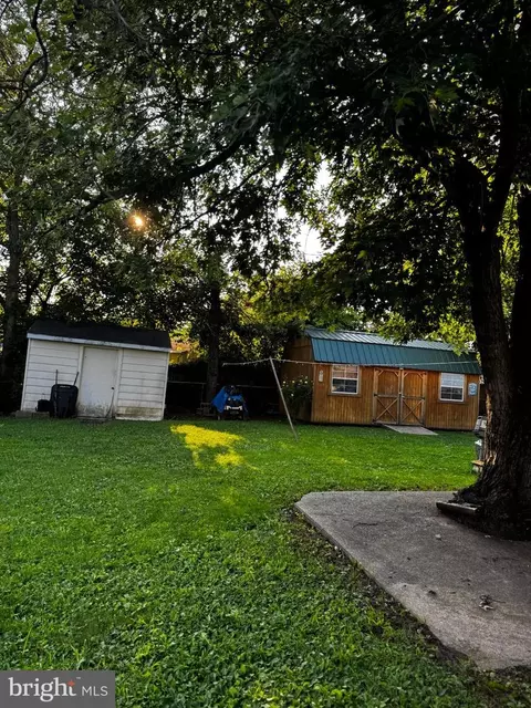 Exterior - 2 Walnut Dr, Elkton, MD 21921 photo 2 of 2