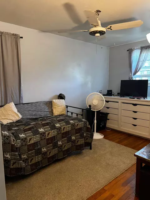 Bedroom - 2 Walnut Dr, Elkton, MD 21921 photo 1 of 4