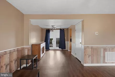 Entry Way - 111 Quail Ct, Elkton, MD 21921 photo 1 of 1